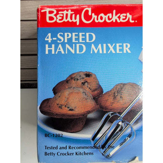 Vintage Betty Crocker BC-1202K 4 Speed Hand Mixer 120 Volts Tested