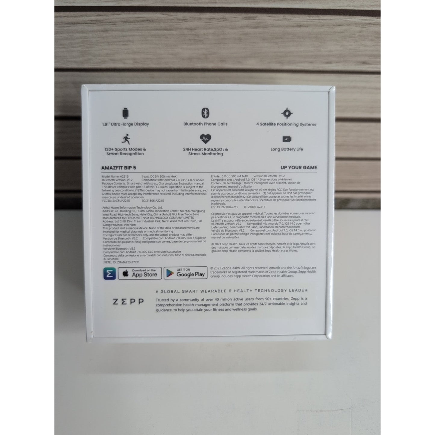 Amazfit BIP 5 A2215 Soft Black Bluetooth Water Resistant Android Smartwatch New