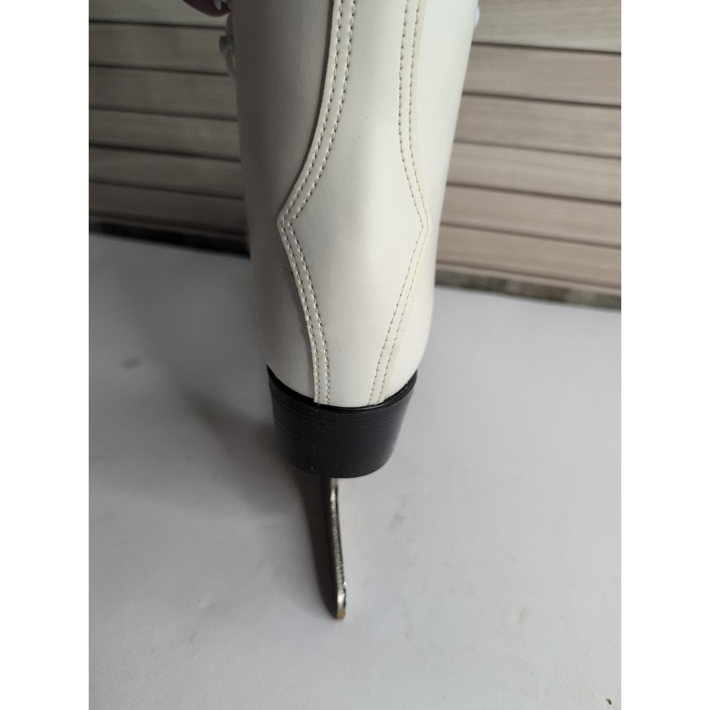 Vntg CCM USA Pastime Leather Steel Arch Figure Ice Skates Womens Size 7 in Box