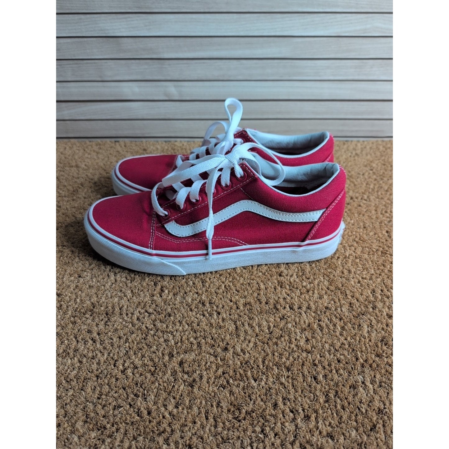 Vans Old Skool Red Canvas Mens 6 Womens 7.5 Lace Up Sneaker Skater Shoes