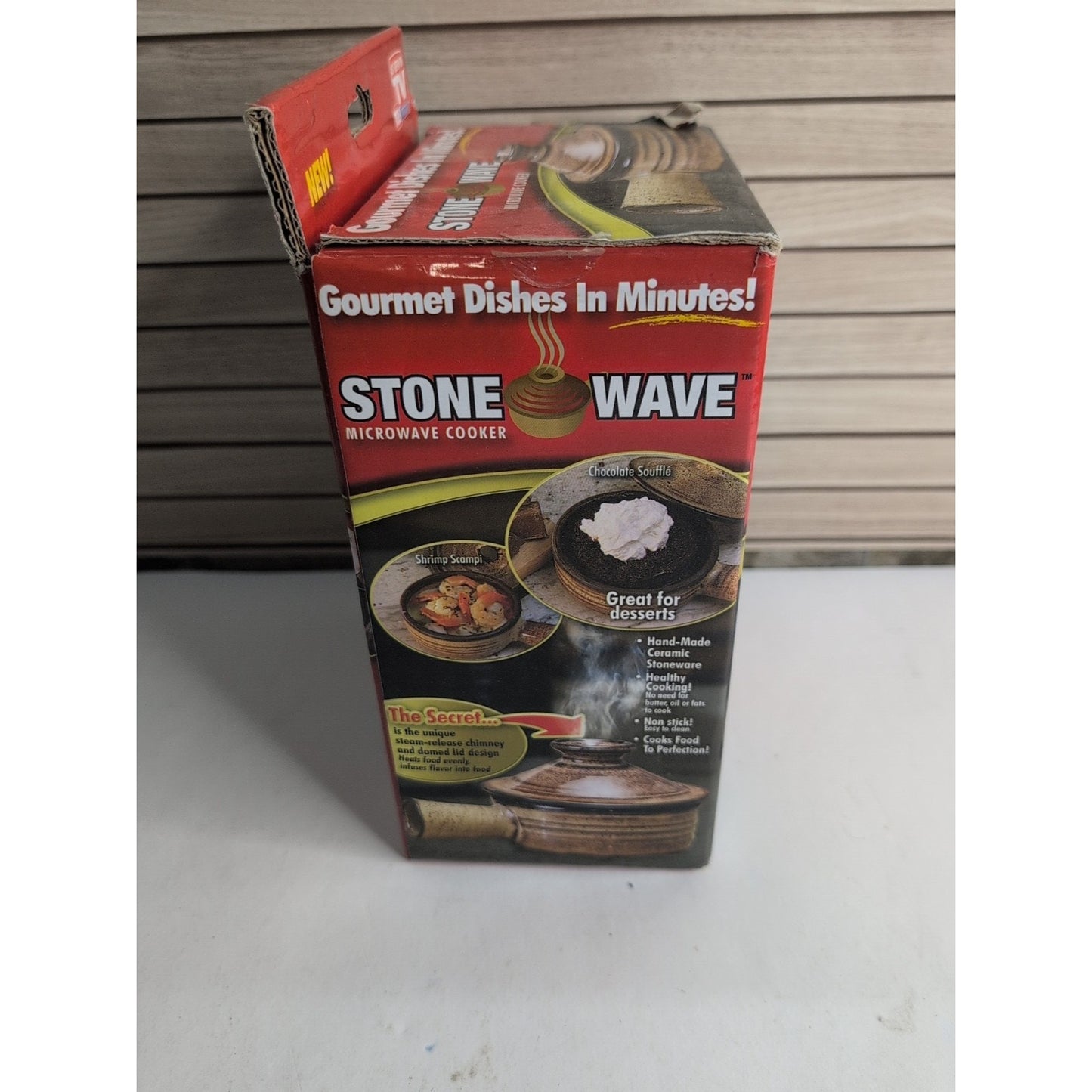 TeleBrands Stone Wave Microwave Cooker Gourmet Dishes in Minutes, New in Box