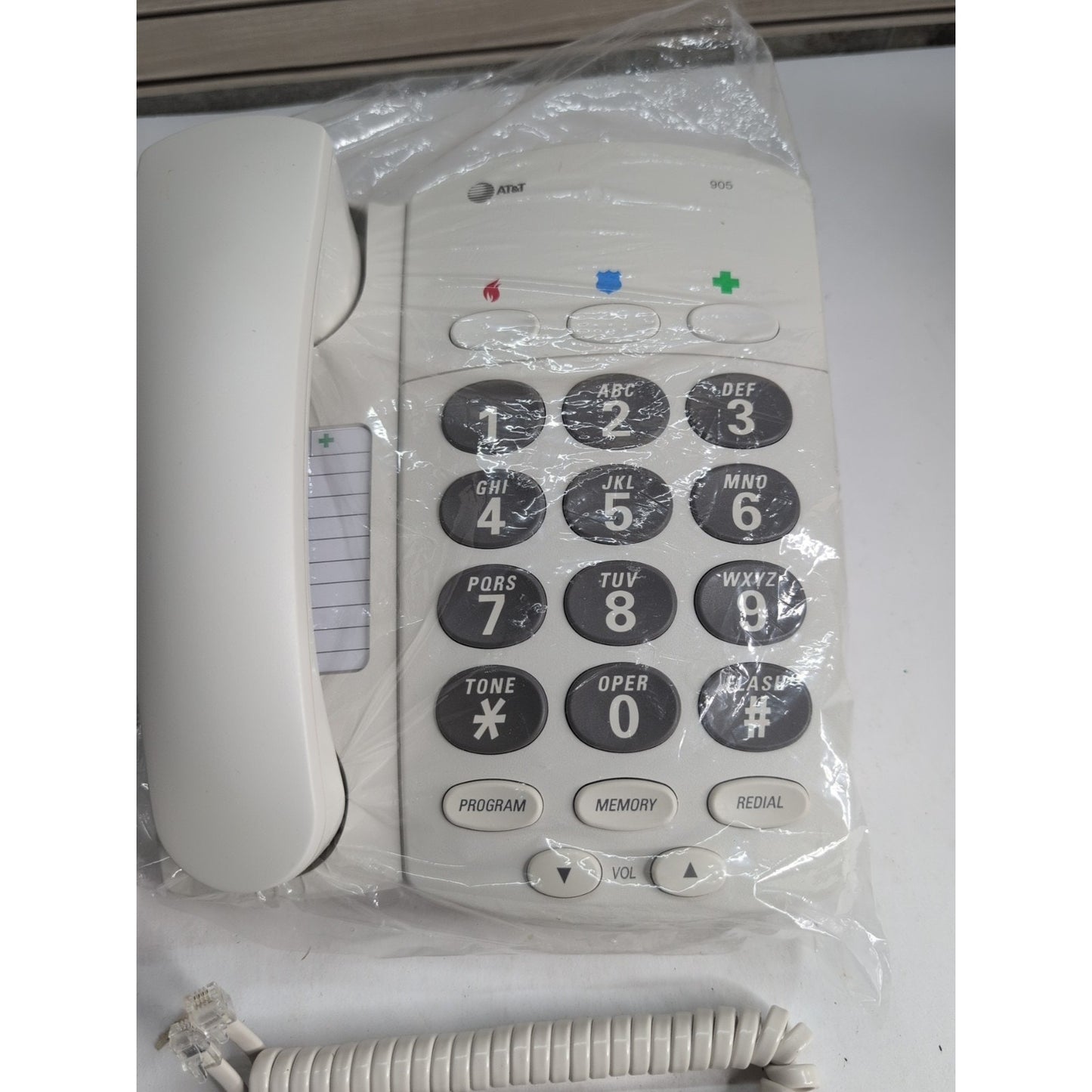 Vintage AT&T Big Button Plus Telephone 905 Lucent Bell White Dove 12 Number Mem