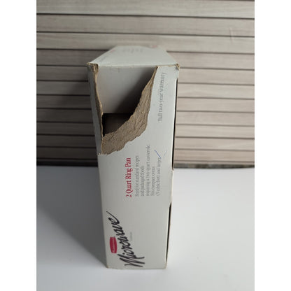 Vintage Rubbermaid Microwave Ring Pan & Oven Safe 2 Quart Nonstick