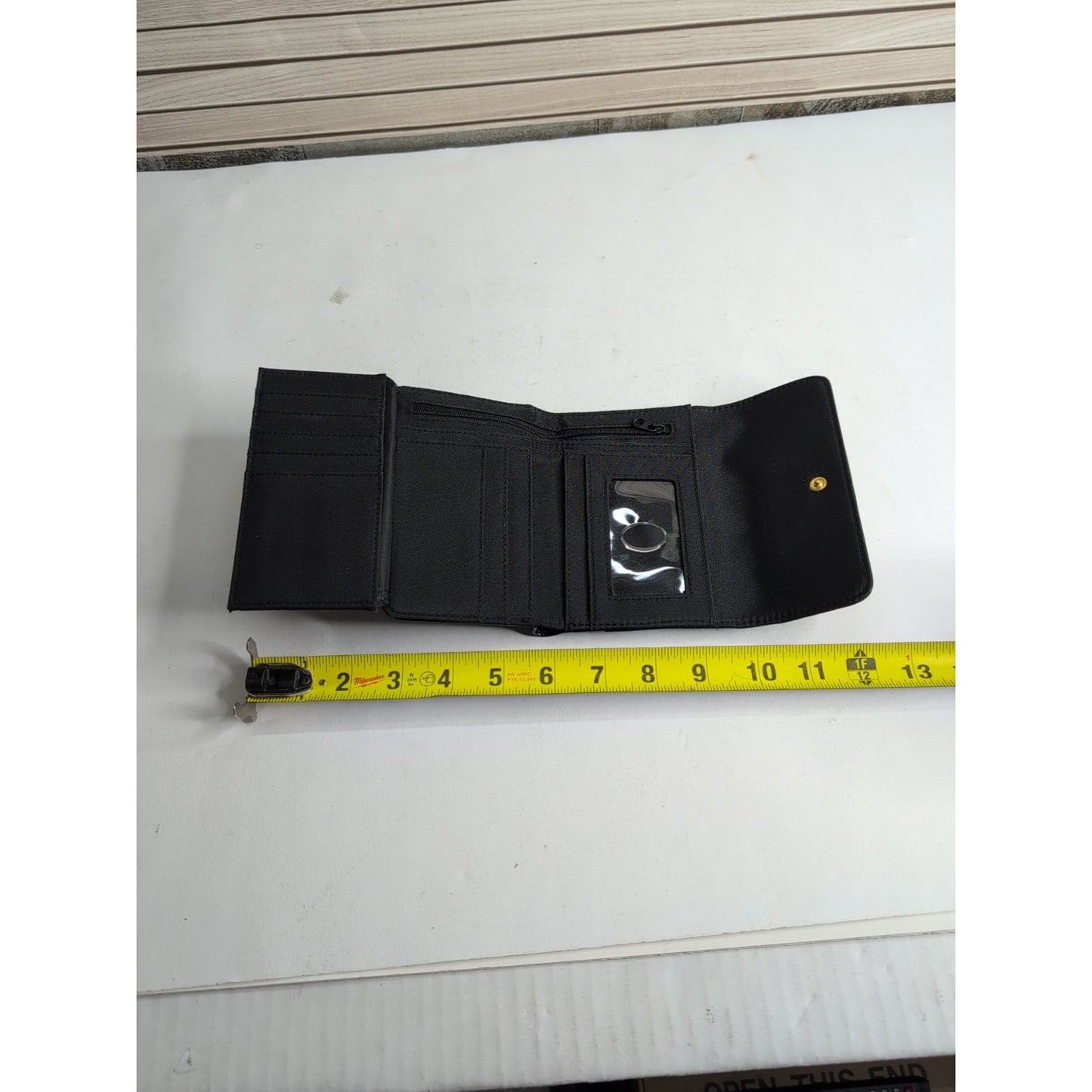 Liz Claiborne Black Wallet With Several Compartments