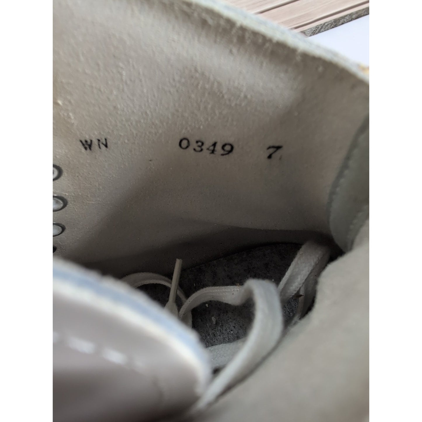 Vntg CCM USA Pastime Leather Steel Arch Figure Ice Skates Womens Size 7 in Box