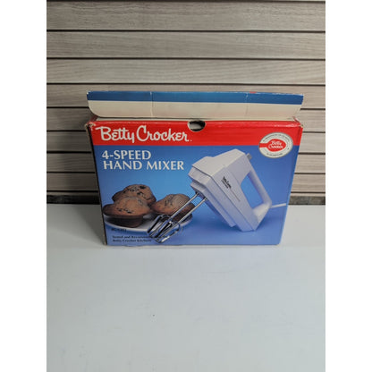 Vintage Betty Crocker BC-1202K 4 Speed Hand Mixer 120 Volts Tested