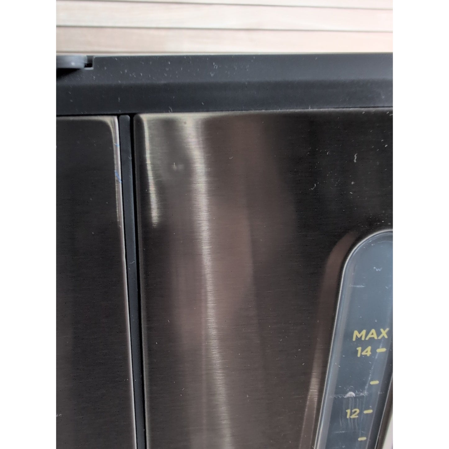 CRUX Artisan Series 10-Cup Programmable Coffee Maker Model MD288T