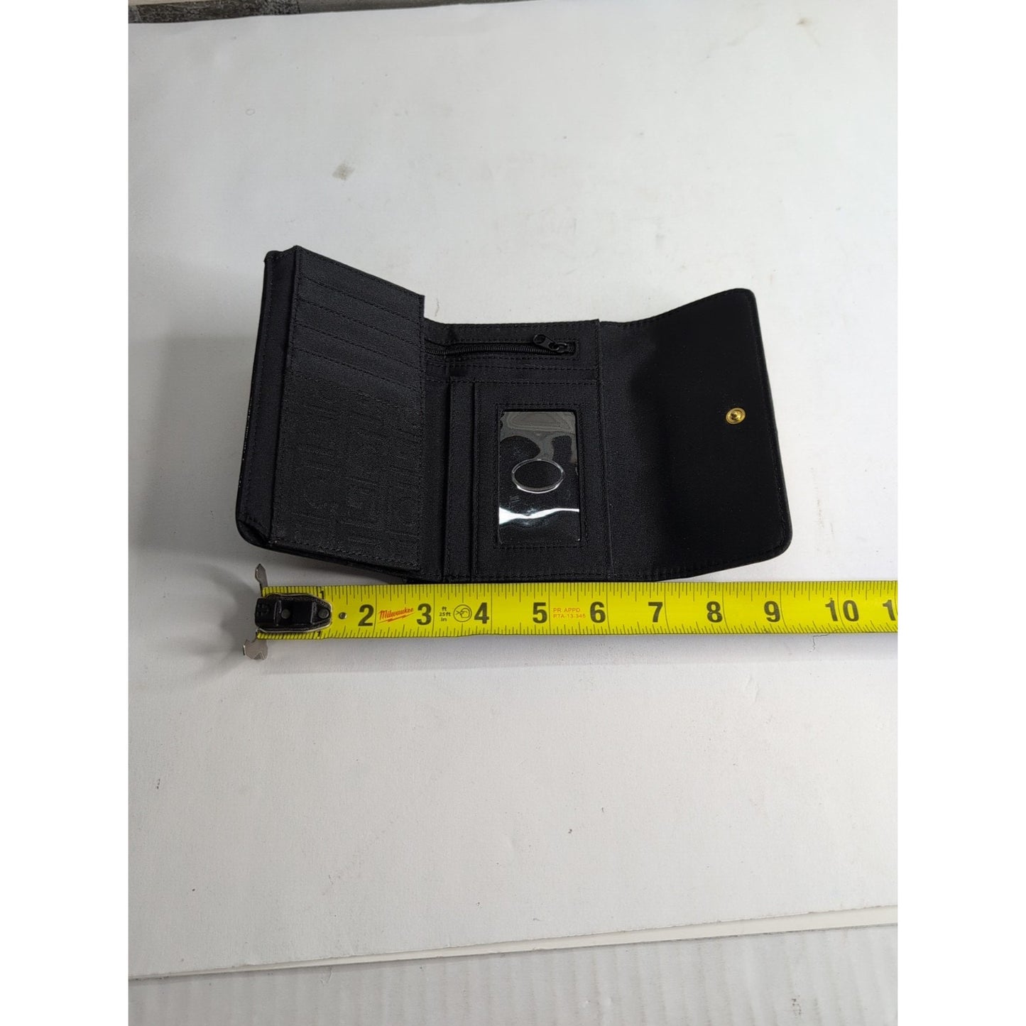 Liz Claiborne Black Wallet With Several Compartments