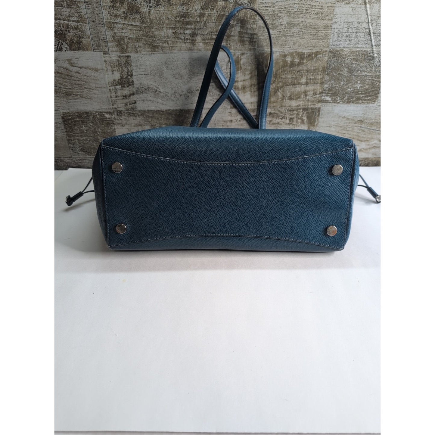 Michael Kors Logo Voyager East West Large Tote