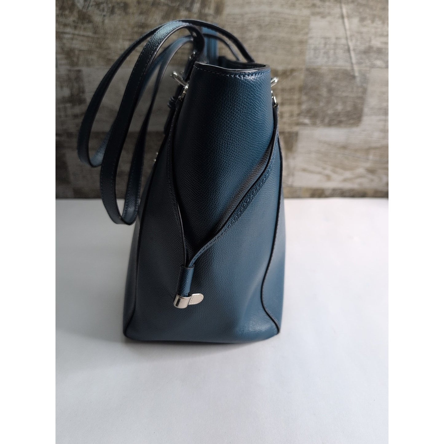 Michael Kors Logo Voyager East West Large Tote