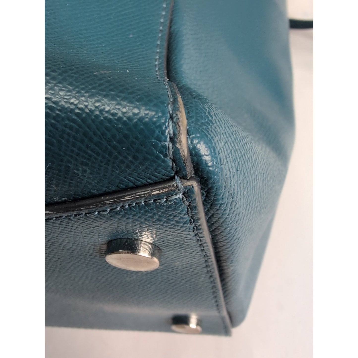 Michael Kors Logo Voyager East West Large Tote