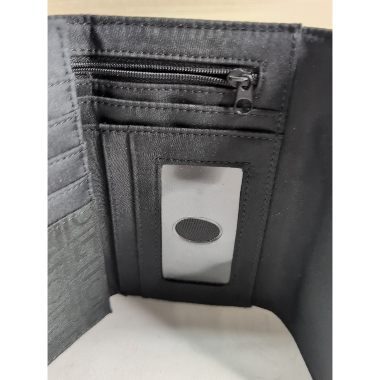 Liz Claiborne Black Wallet With Several Compartments