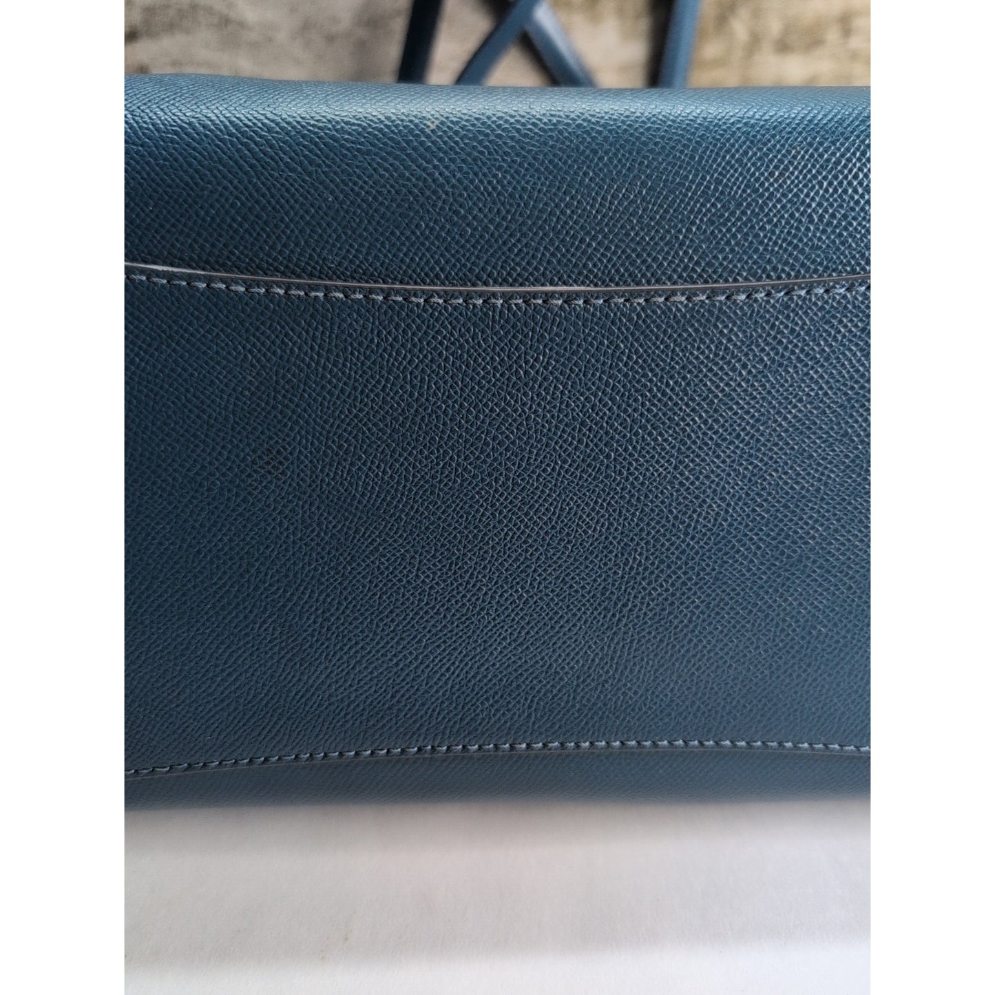 Michael Kors Logo Voyager East West Large Tote