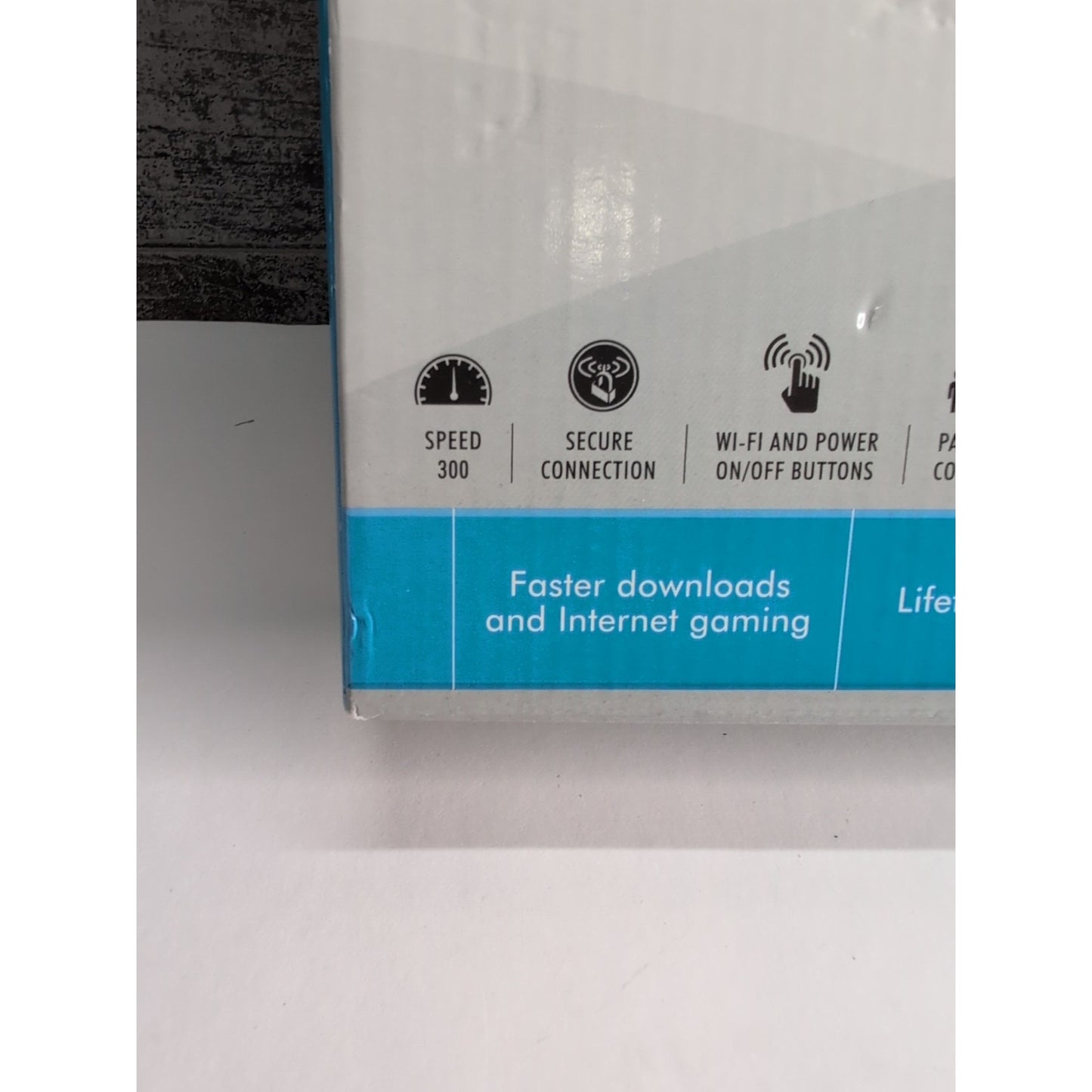 Netgear N300 300 Mbps 4-Port 10/100 Wireless N Router WNR2000-100NAS, New In Box