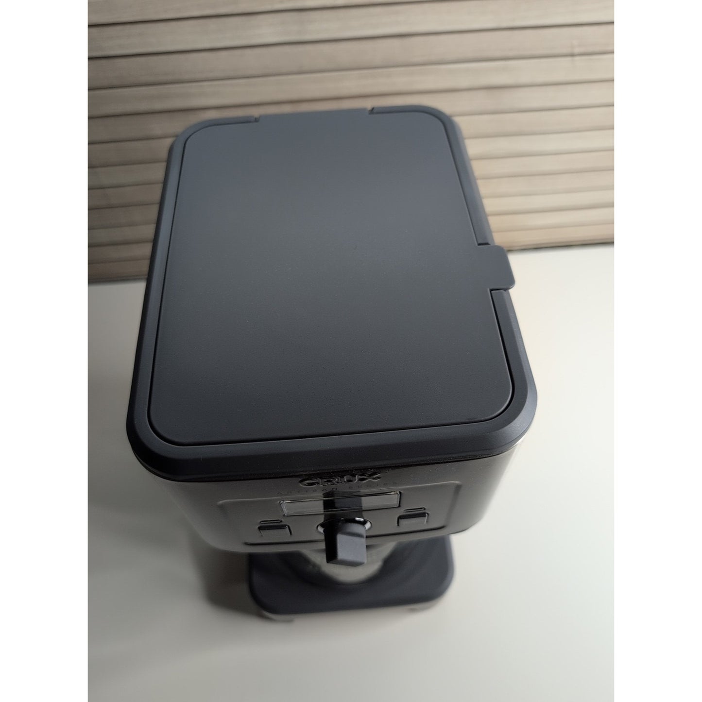 CRUX Artisan Series 10-Cup Programmable Coffee Maker Model MD288T