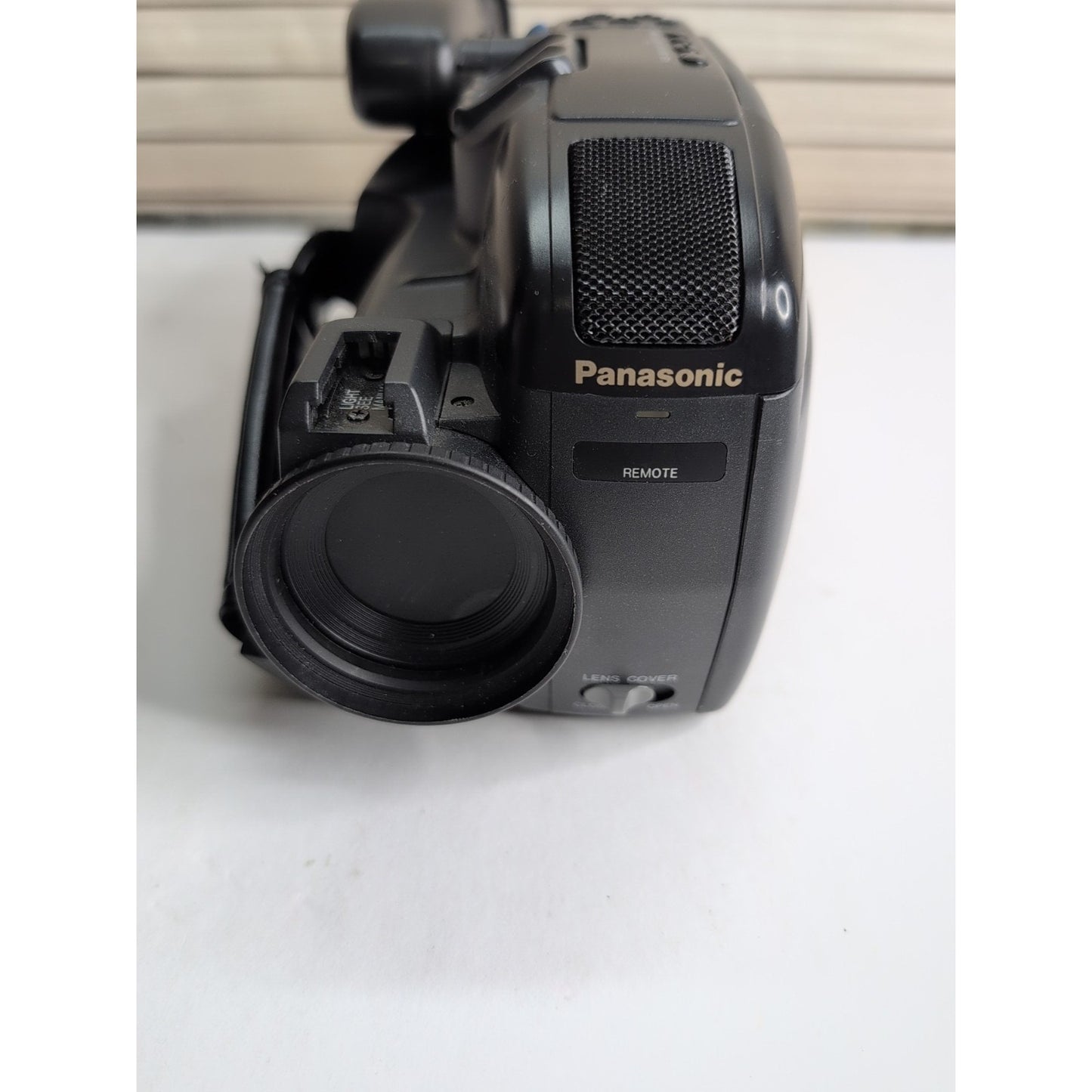 Panasonic PV-IQ403 Palmcorder VHS-C Camcorder Video Camera