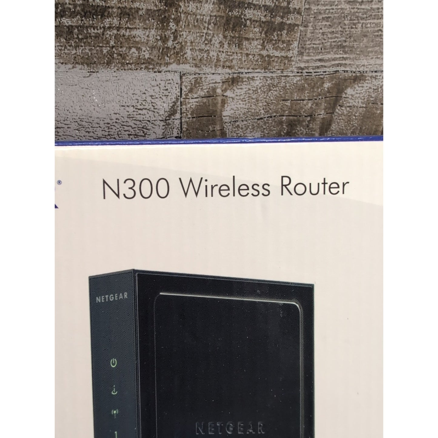 Netgear N300 300 Mbps 4-Port 10/100 Wireless N Router WNR2000-100NAS, New In Box