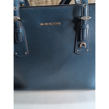 Michael Kors Logo Voyager East West Large Tote