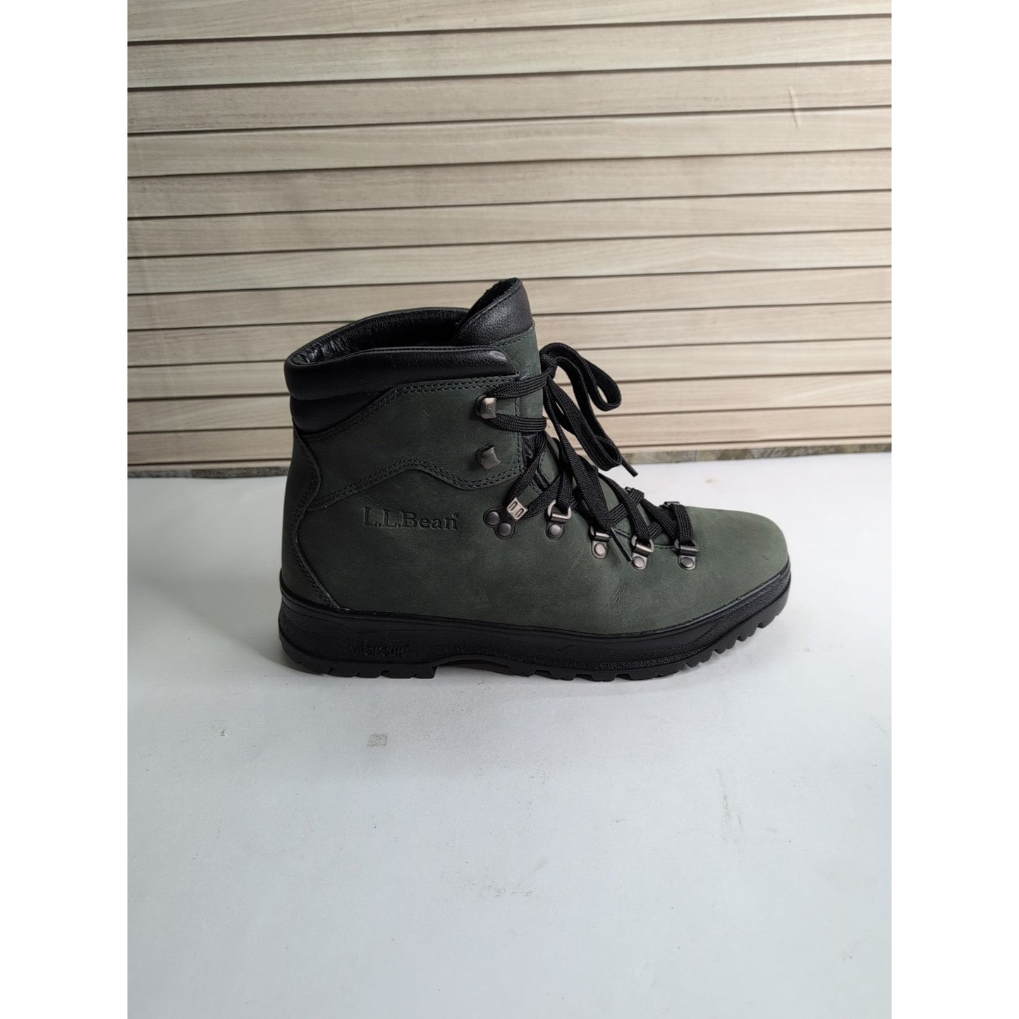 LL Bean Hiking Boots Mens Size 9.5 Cresta Green Vibram Sole